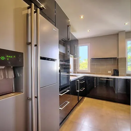 Apartment Immogroom - Large - Parking - Air Conditioning - Sea View - Wifi Cannes