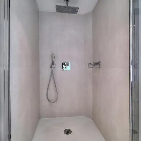 Immogroom - Large - Parking - Air Conditioning - Sea View - Wifi *