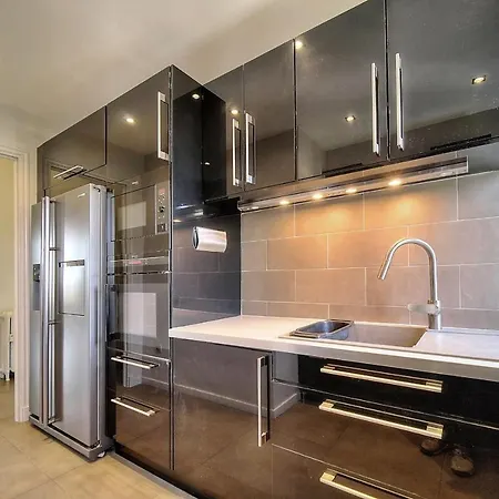 Apartment Immogroom - Large - Parking - Air Conditioning - Sea View - Wifi *